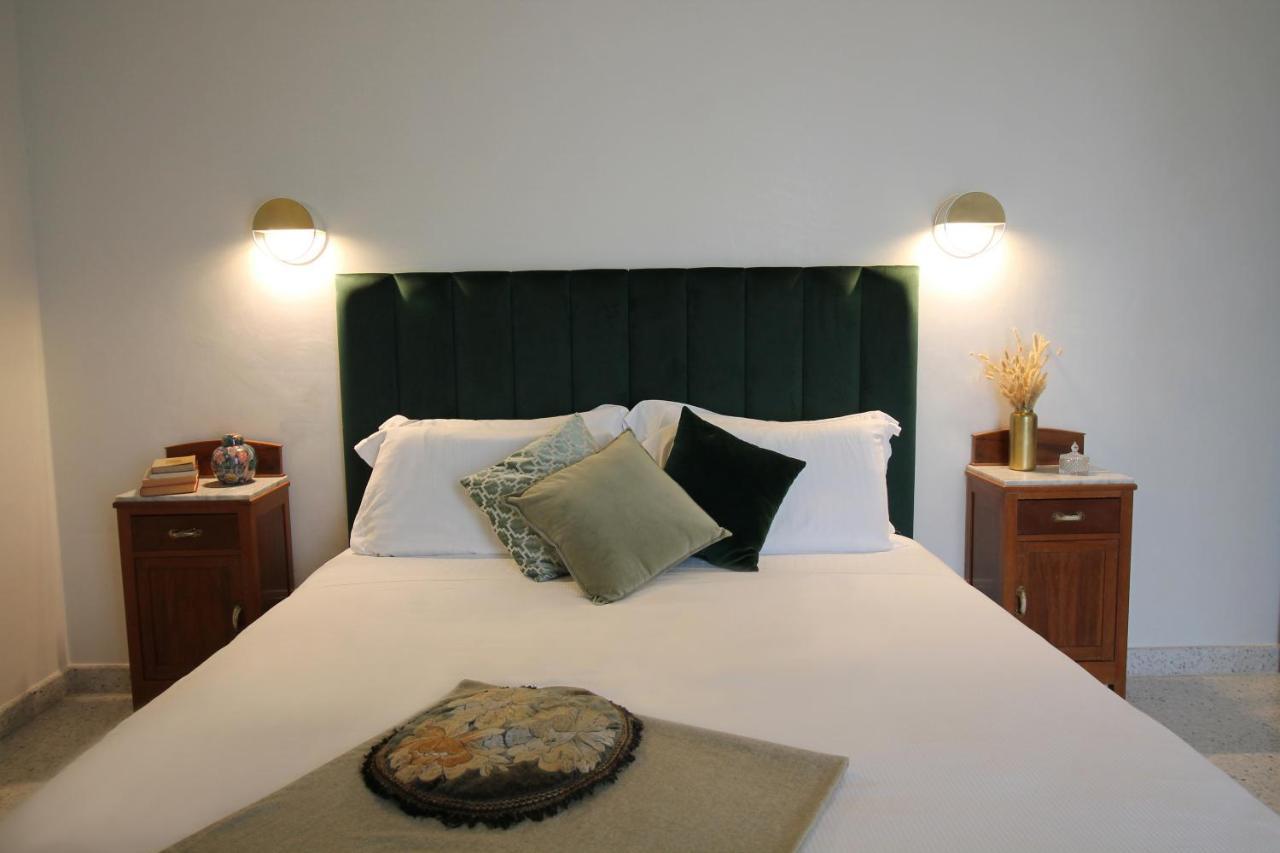 1940 Luxury Accommodations By Wonderful Italy ออสตูนี ภายนอก รูปภาพ