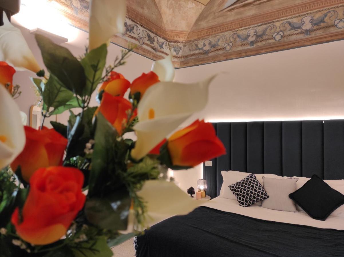 1940 Luxury Accommodations By Wonderful Italy ออสตูนี ภายนอก รูปภาพ