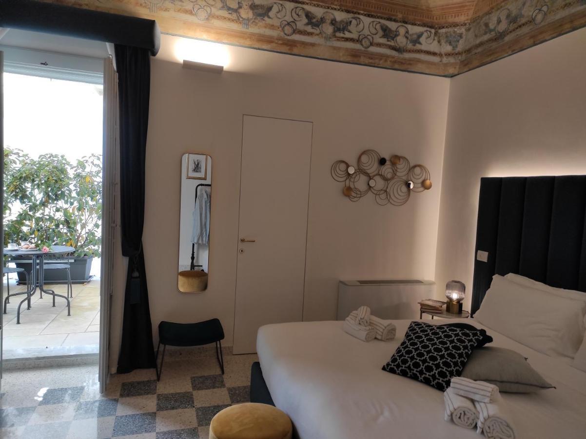 1940 Luxury Accommodations By Wonderful Italy ออสตูนี ภายนอก รูปภาพ