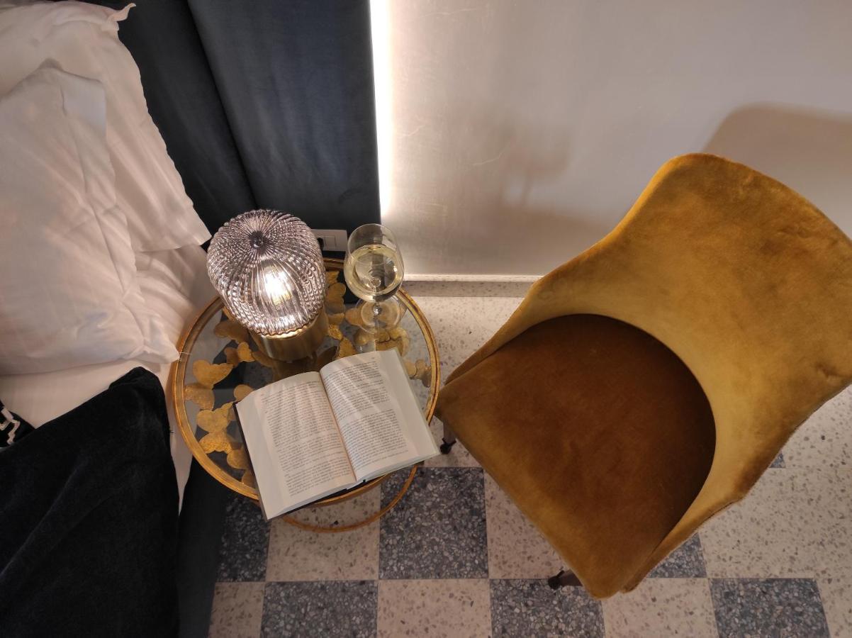 1940 Luxury Accommodations By Wonderful Italy ออสตูนี ภายนอก รูปภาพ